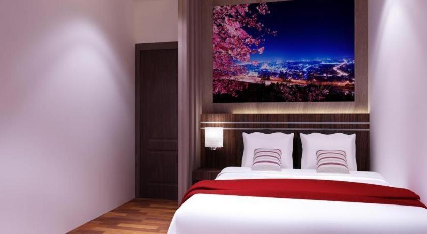 Neotel Hotel City Centre Tanjung Redep Exterior foto