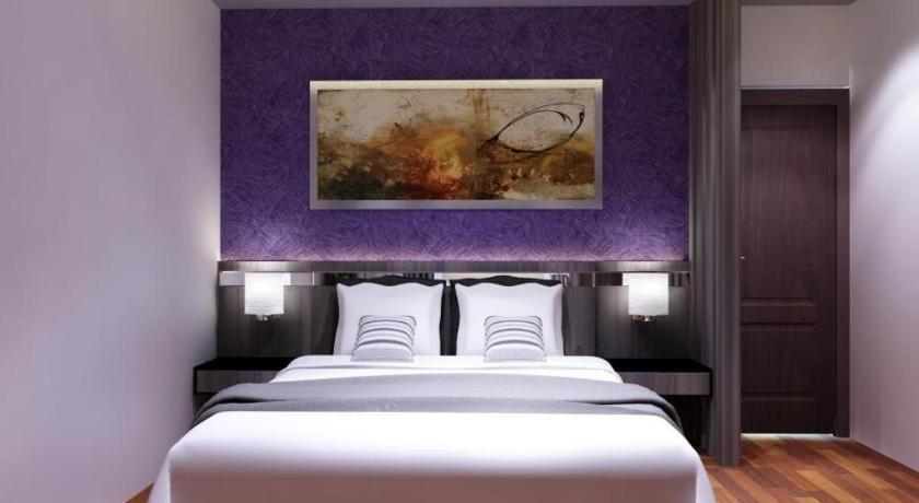 Neotel Hotel City Centre Tanjung Redep Exterior foto