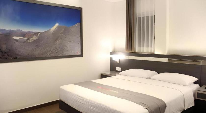 Neotel Hotel City Centre Tanjung Redep Exterior foto